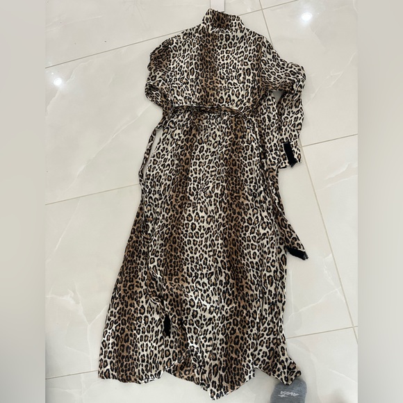 Motel - leopard maxi dress - Picture 2 of 3